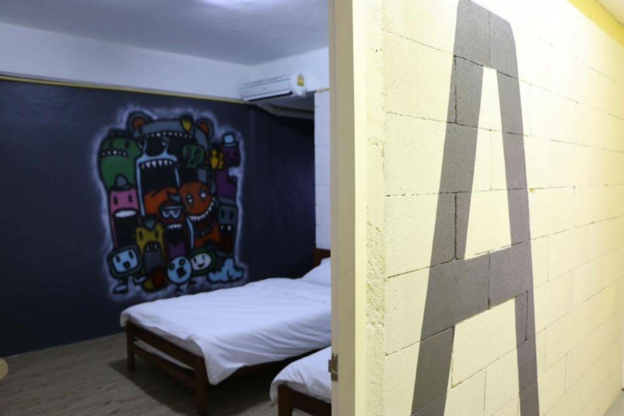 צ'יאנג ריי Norn Nung Len Cafe'&Hostel מראה חיצוני תמונה